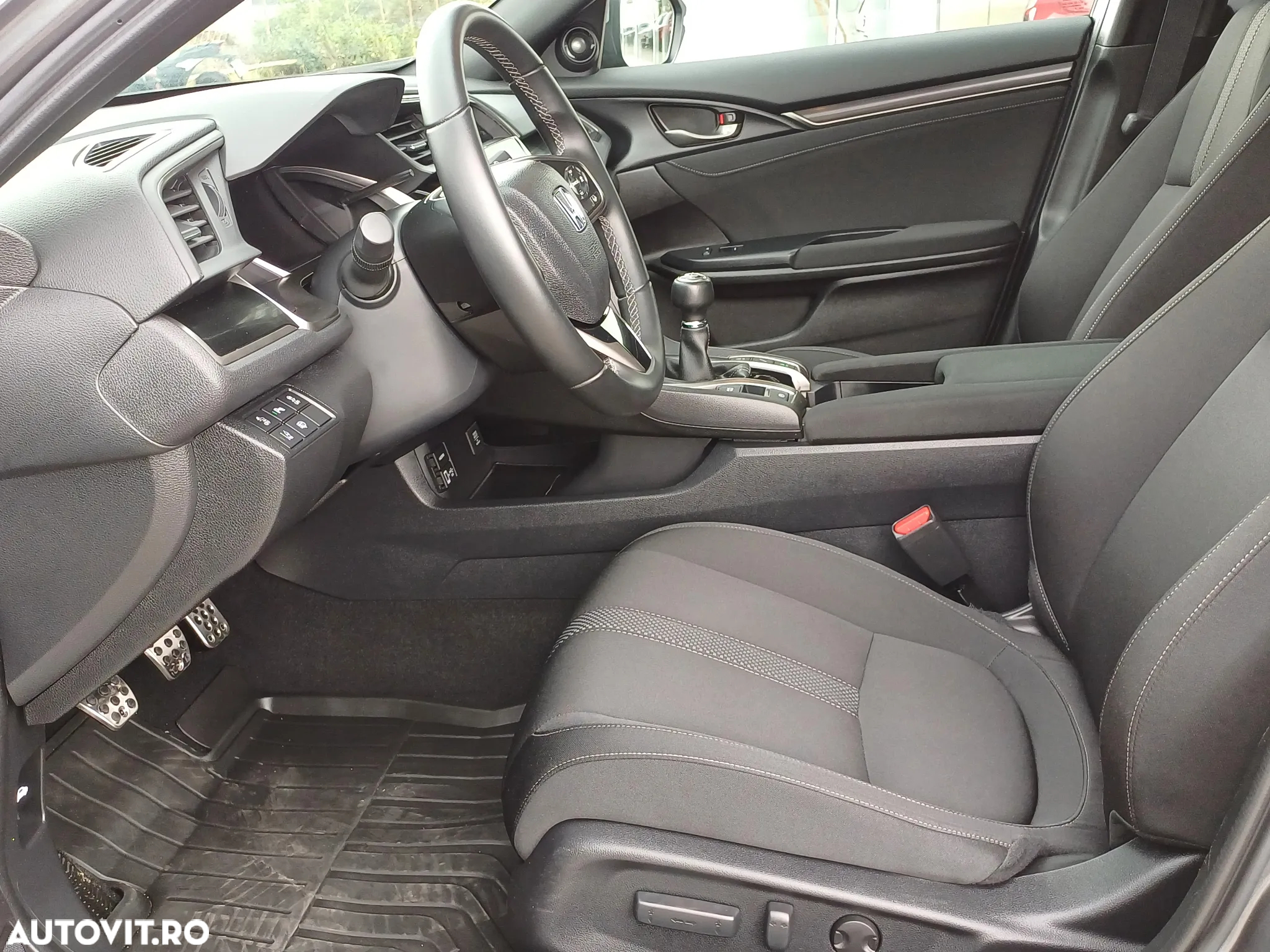 Honda Civic 1.5 VTEC Turbo Sport Plus - 9