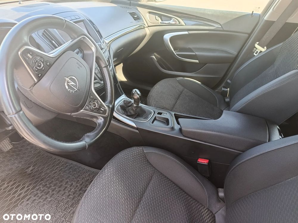 Opel Insignia 2.0 CDTI - 9