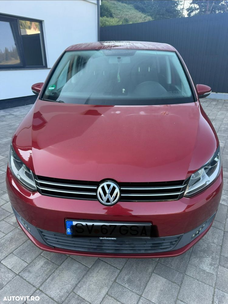 Volkswagen Touran - 1