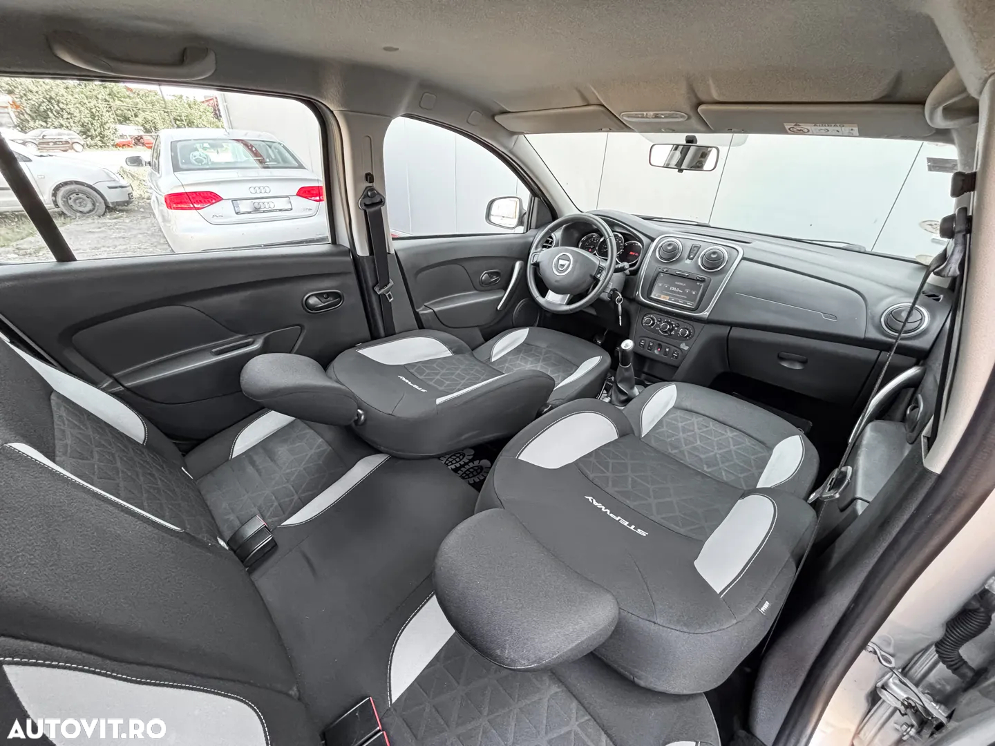 Dacia Sandero - 12