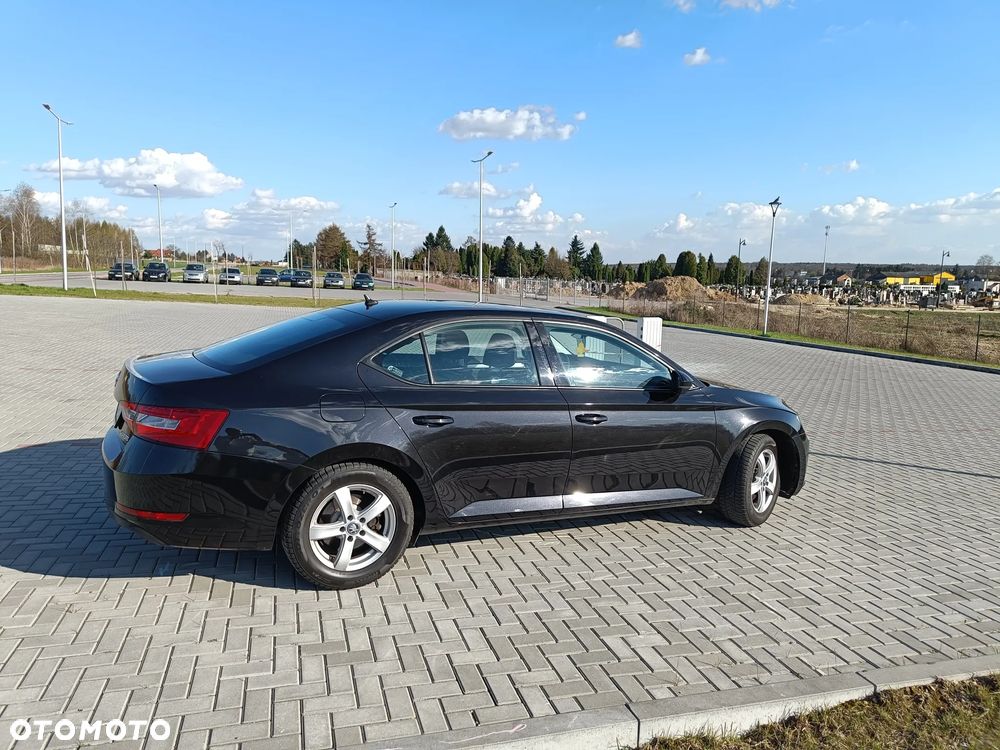 Skoda Superb 1.6 TDI Active - 5
