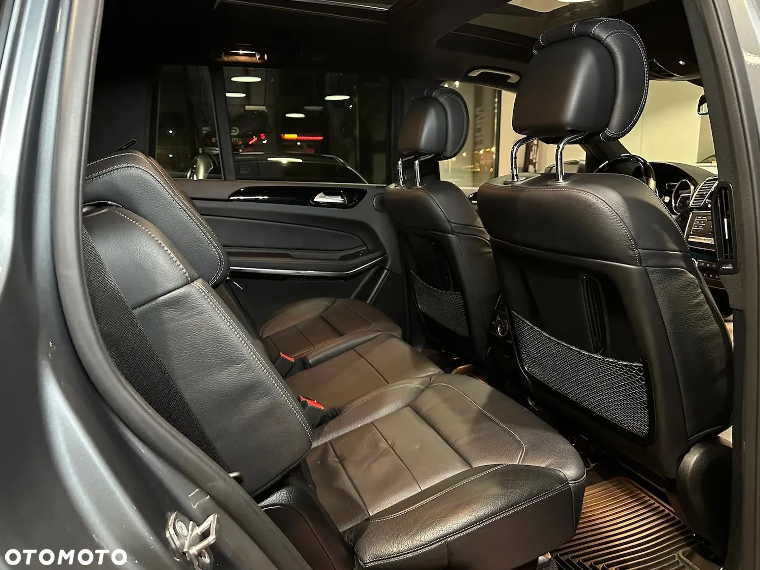 Mercedes-Benz GLS 500 4Matic 9G-TRONIC AMG Line - 9