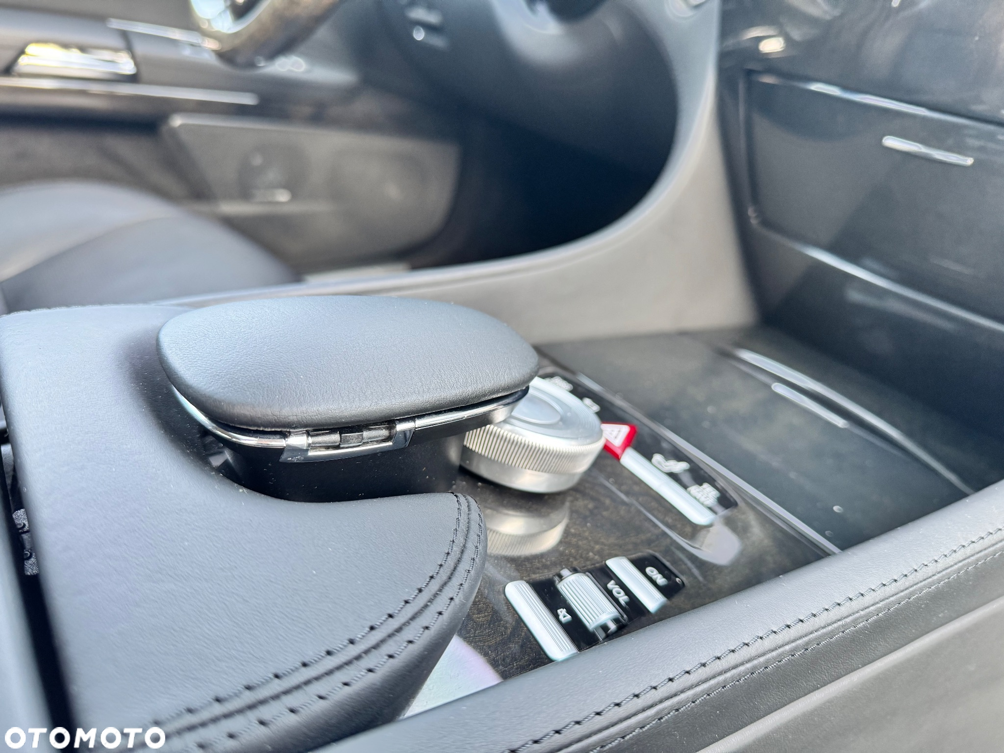 Mercedes-Benz CL 500 7G-TRONIC - 17