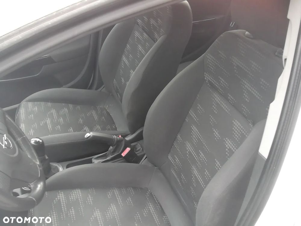 Opel Corsa 1.3 CDTI Edition / Active - 13