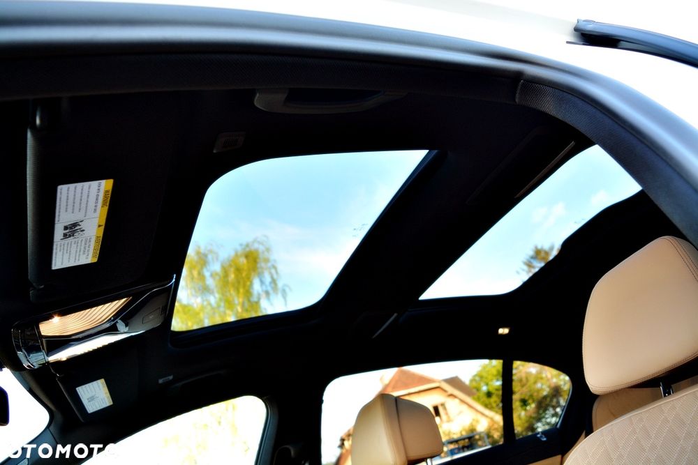BMW Seria 7 750Li xDrive - 12