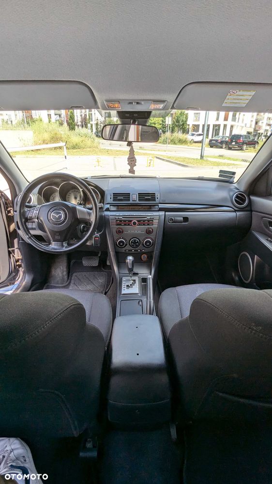 Mazda 3 - 8