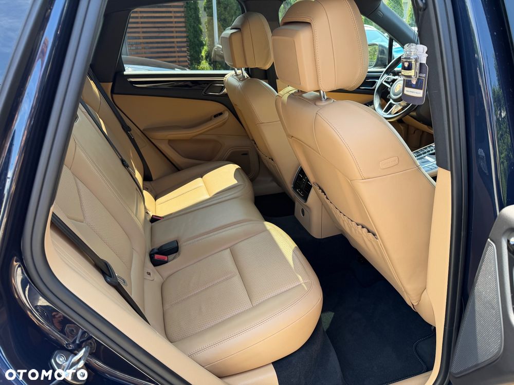 Porsche Macan S - 32