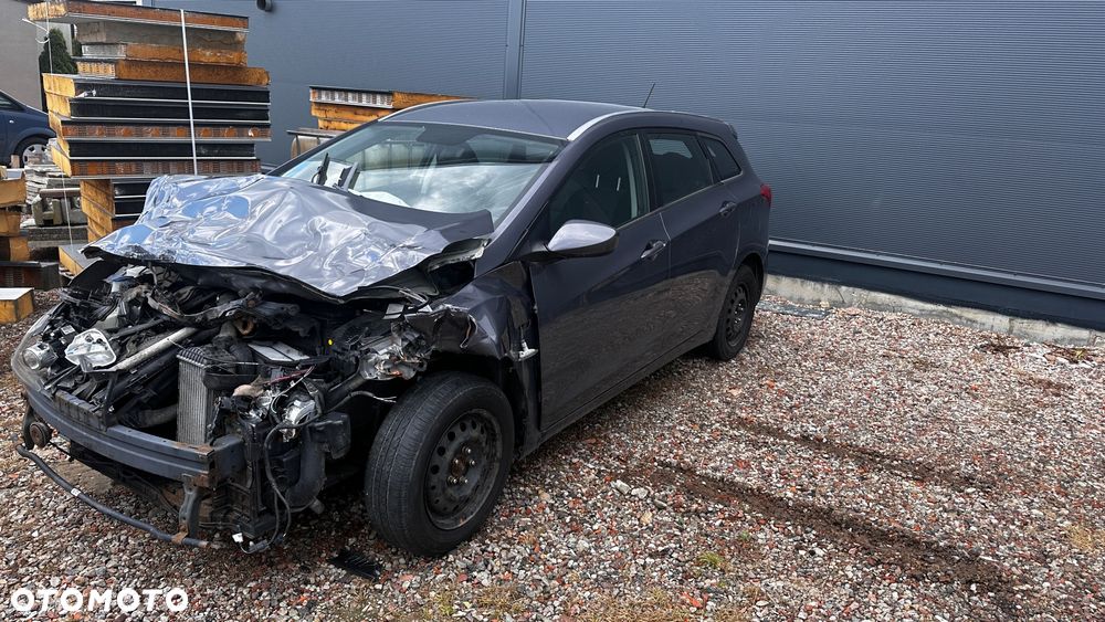 Hyundai i30 1.6 D Comfort - 5