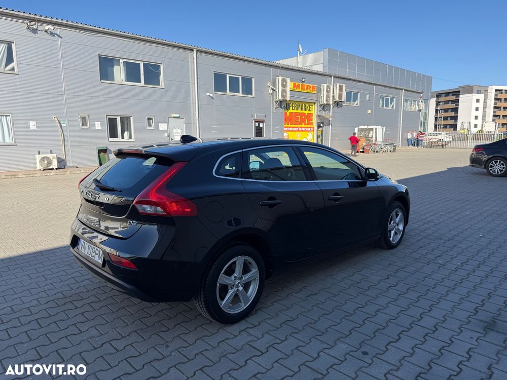 Volvo V40 D2 Summum - 4