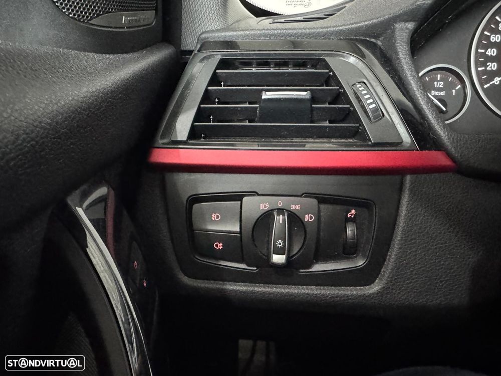 BMW 320 d Auto Pack M - 13