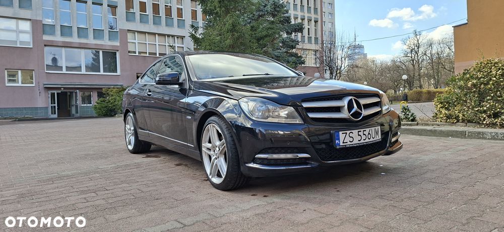 Mercedes-Benz Klasa C 180 CGI BlueEff - 1