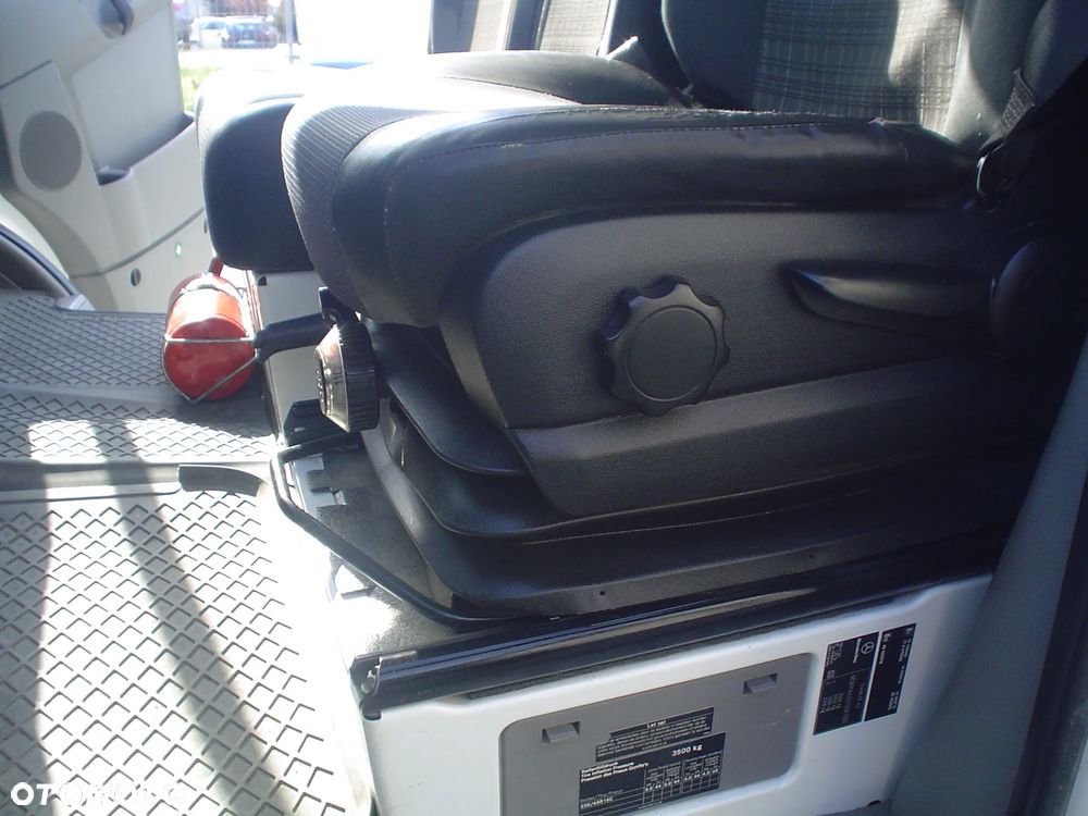 Iveco DAILY - 8