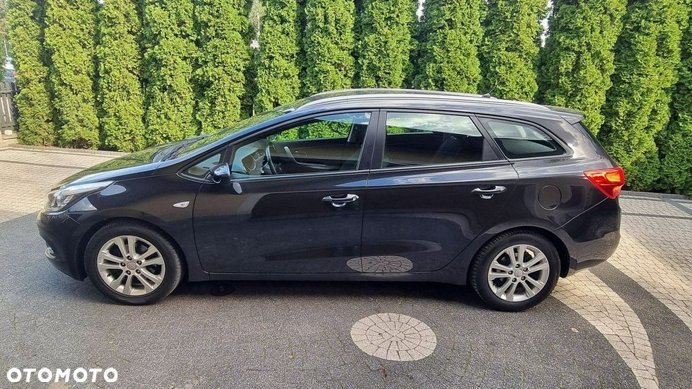 Kia Ceed - 3
