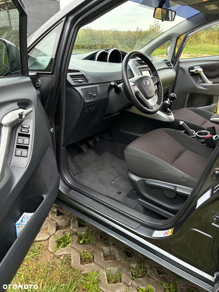 Toyota Verso - 13