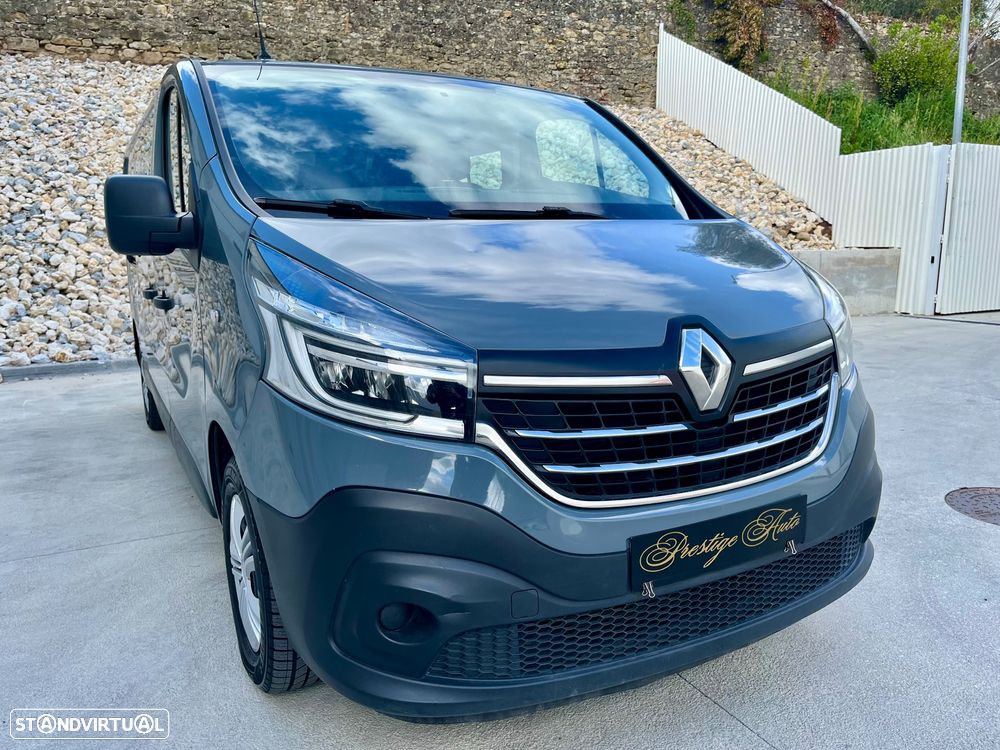 Renault Trafic 1.6 DCI Cabine dupla 6 lugares versão longa - 11