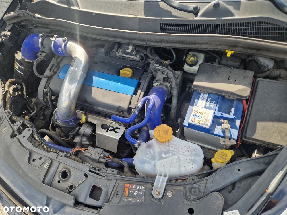 Opel Corsa 1.6 Turbo OPC - 33