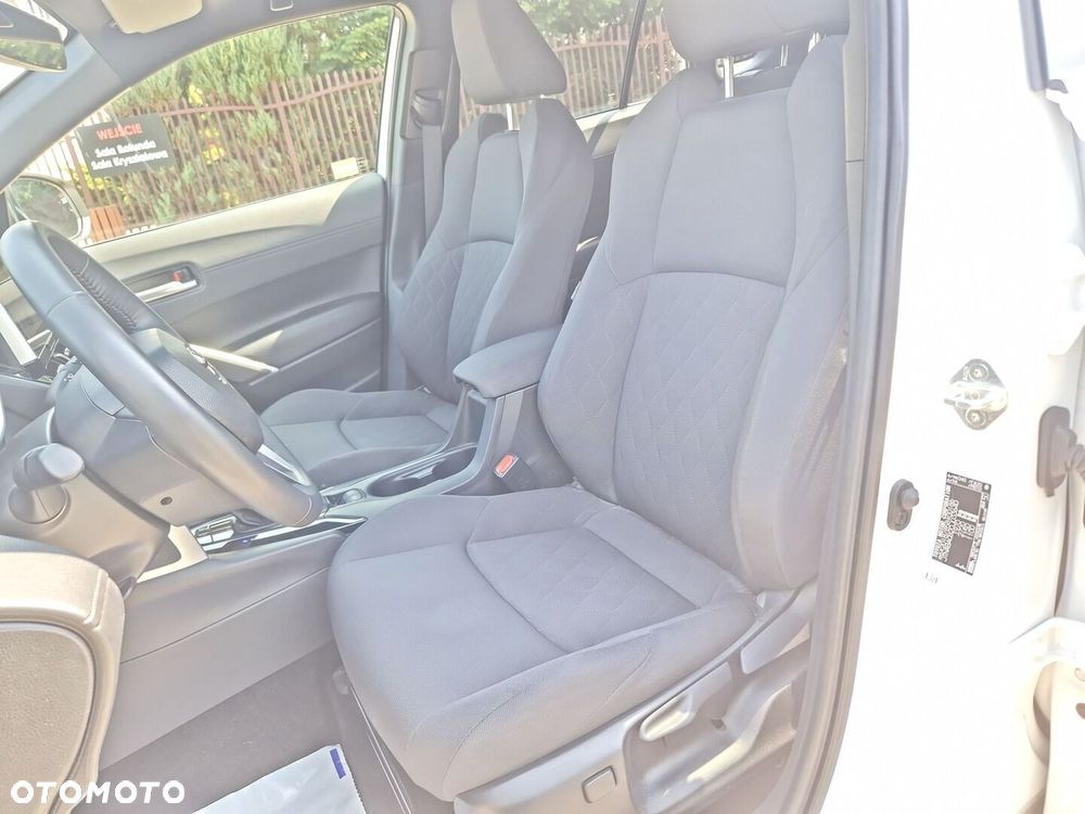 Toyota Corolla Cross - 10