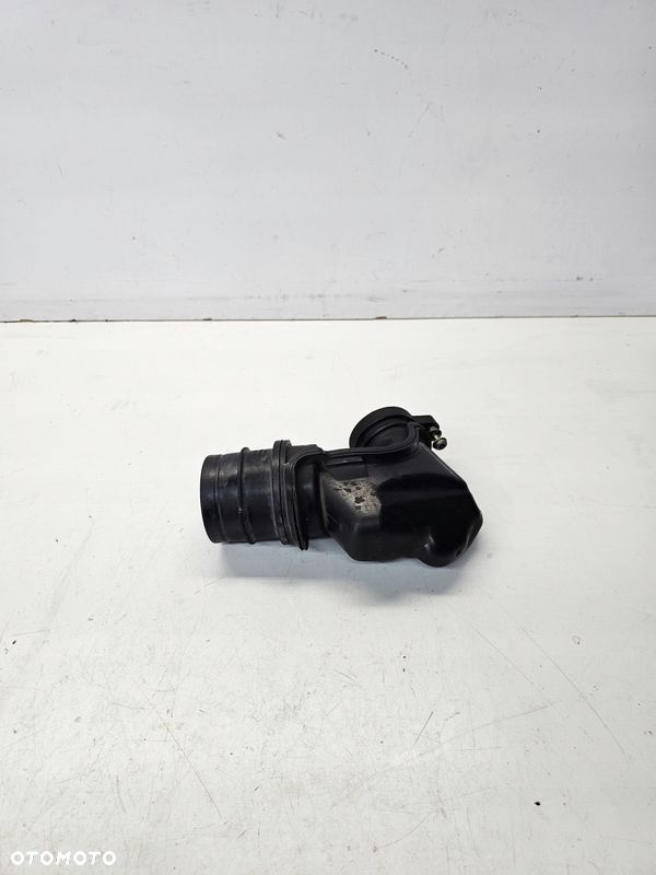 WLOT DOLOT POWIETRZA AUDI A3 8V VW SEAT SKODA 04E129656