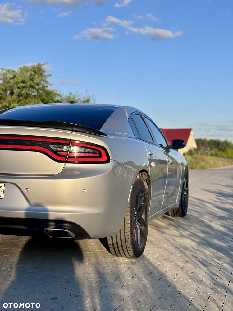 Dodge Charger - 3