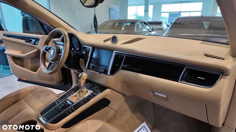 Porsche Macan PDK - 37