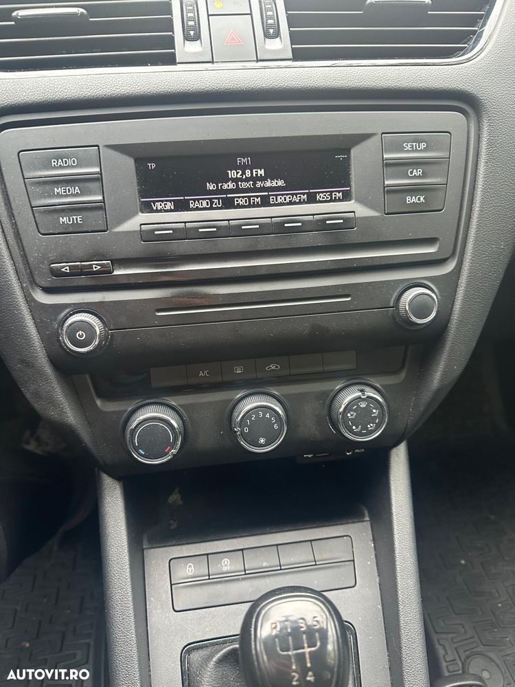 Skoda Octavia 1.6 TDI Ambition - 10