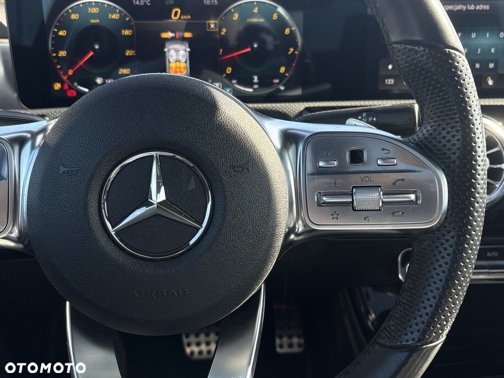 Mercedes-Benz CLA 220 4-Matic Edition 1 7G-DCT - 17