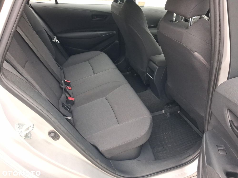 Toyota Corolla 1.8 Hybrid Active - 13