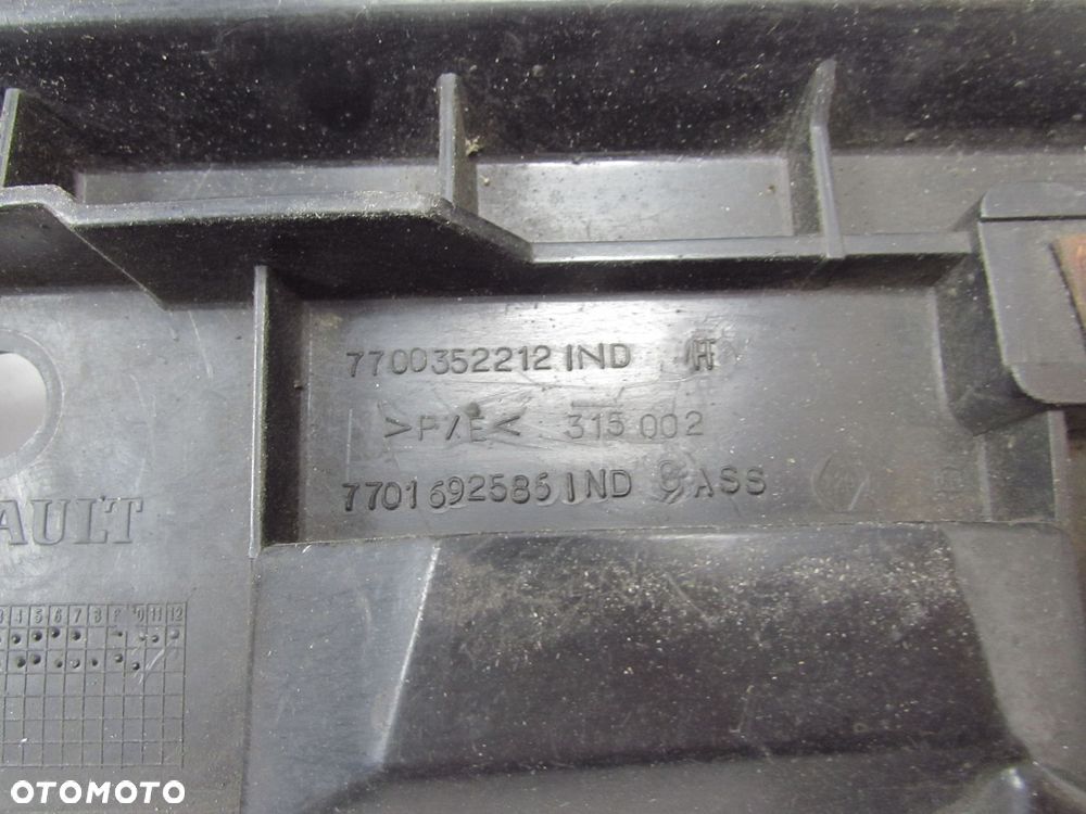 RENAULT MASTER II 98-04 SLIZG UCHWYT MOCOWANIE ZDERZAKA PRAWY TYL 7700352212 - 7