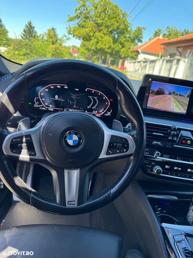 BMW Seria 5 520d Aut. M Sport Edition - 7