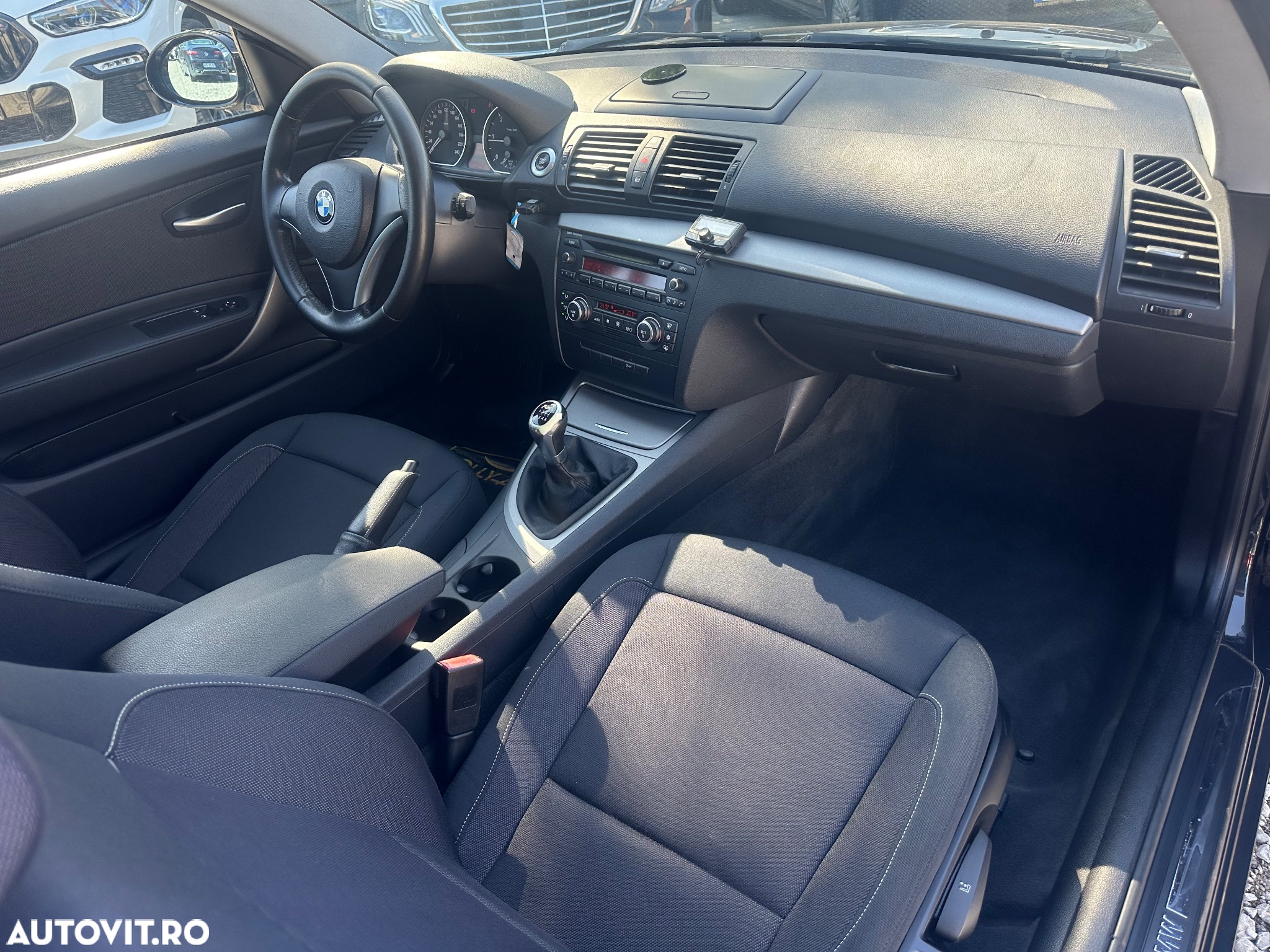 BMW Seria 1 118d - 5