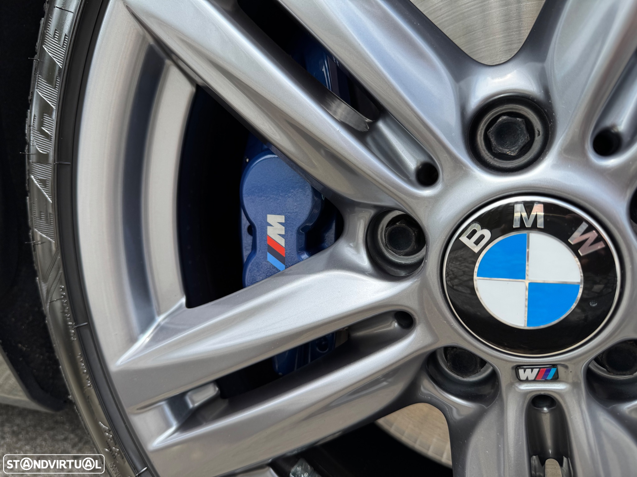 BMW 125 d Pack M - 23