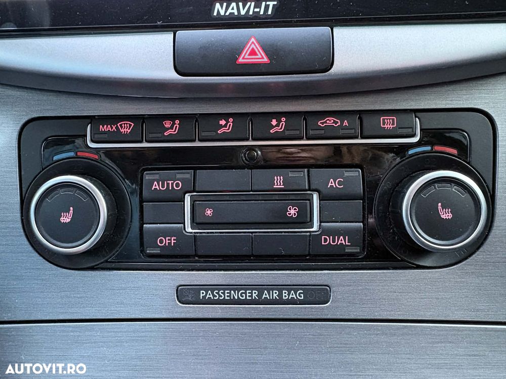 Volkswagen Passat 2.0 Blue TDI SCR Comfortline - 11