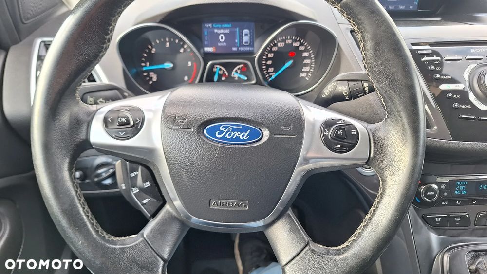 Ford Kuga 2.0 TDCi 4WD Titanium - 12