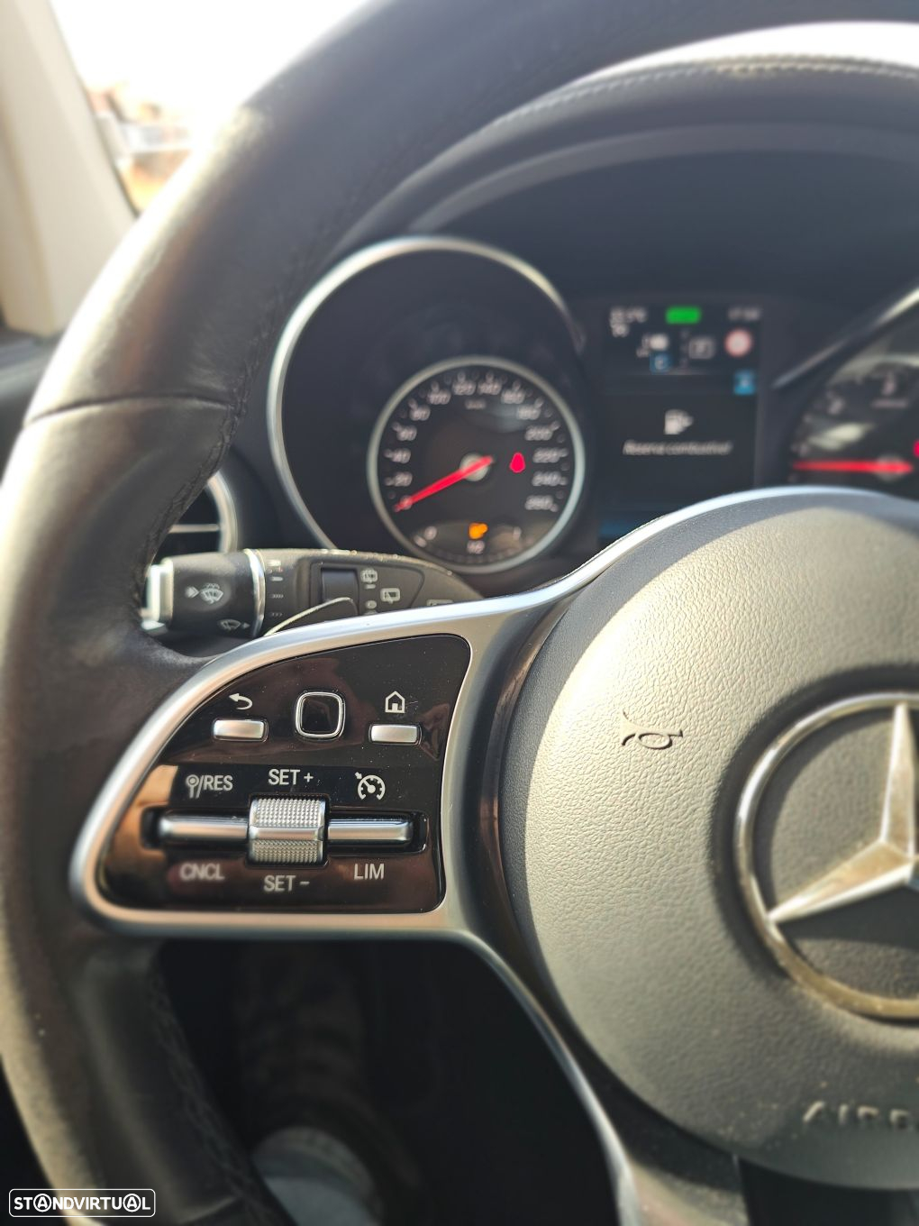 Mercedes-Benz GLC 300 de 4Matic - 21