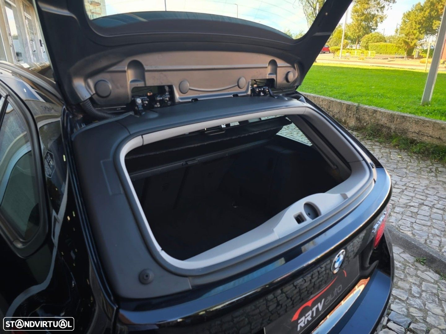 BMW 318 d Touring - 28