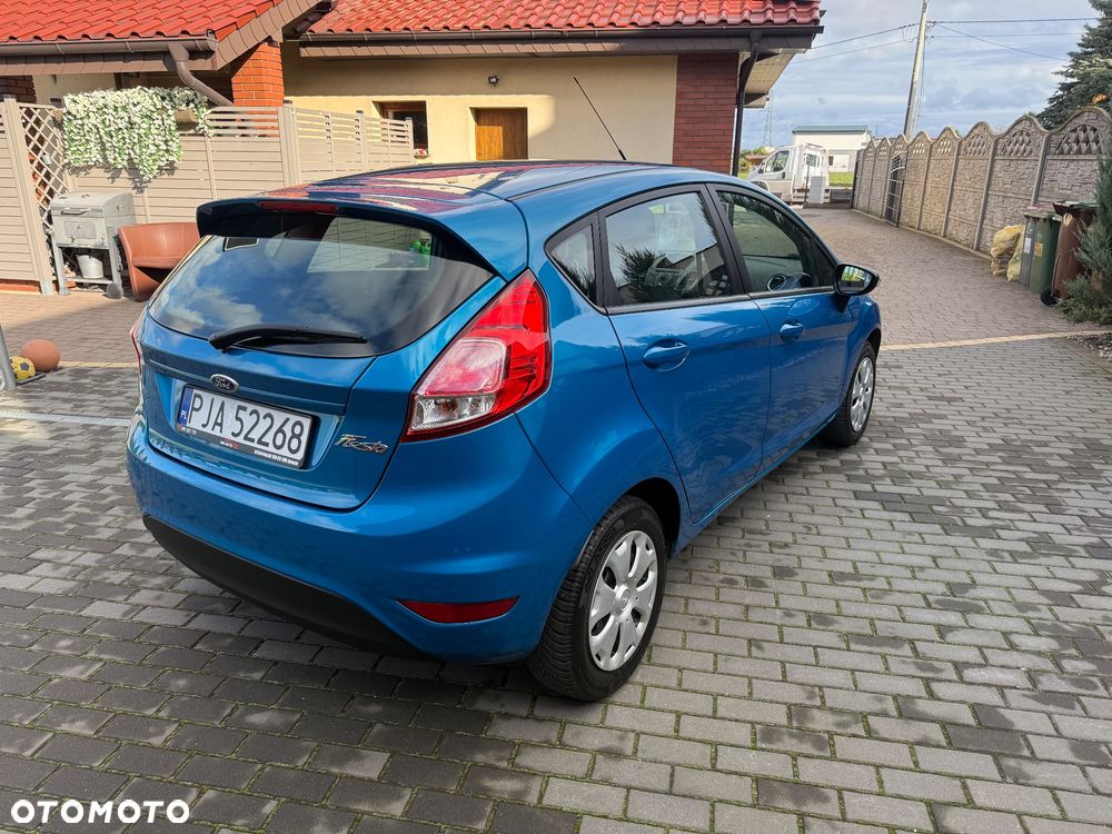Ford Fiesta 1.6 TDCI SYNC Edition - 6