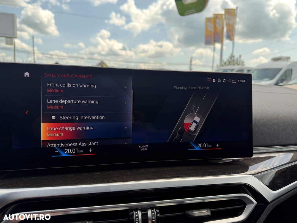 BMW Seria 3 320d xDrive AT MHEV - 16