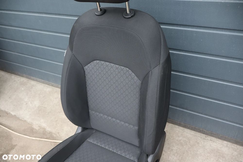 FOTEL PASAŻERA PRAWY KIA CEED III 3 LIFT 2021-2025 - 4