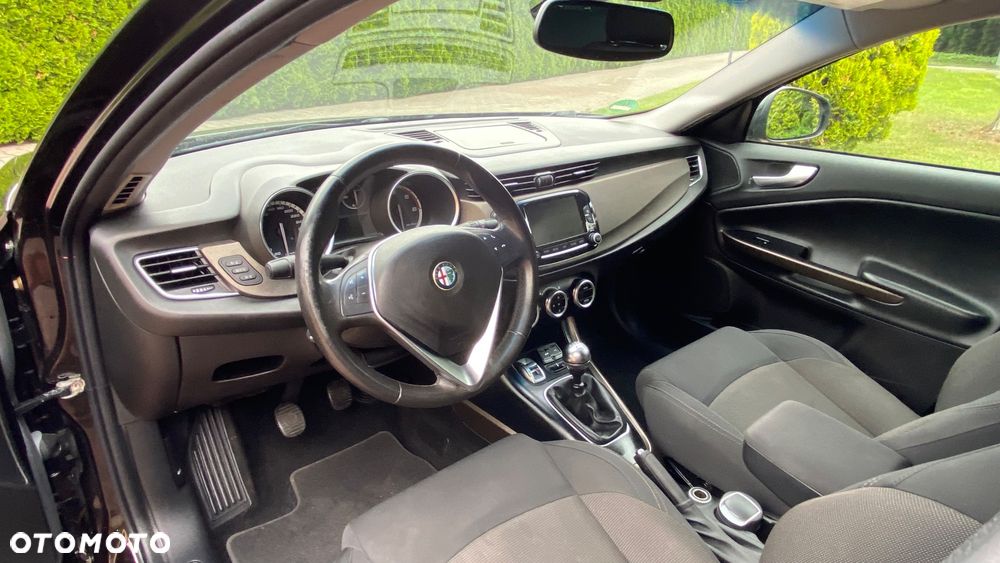 Alfa Romeo Giulietta 2.0 JTDM 16V Business - 14