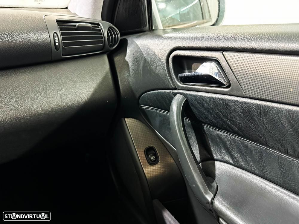 Mercedes-Benz C 220 - 32