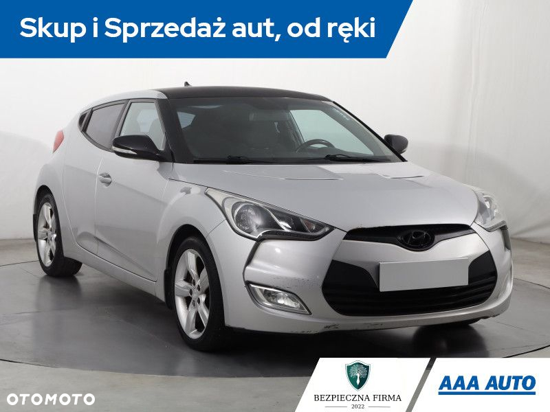 Hyundai Veloster - 2