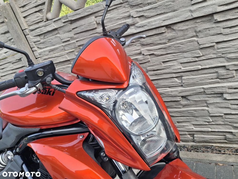 Kawasaki ER - 11