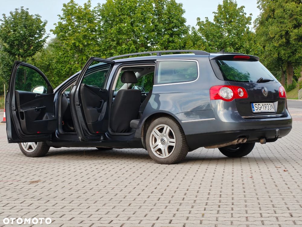 Volkswagen Passat - 21
