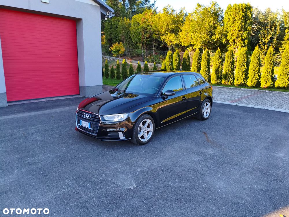 Audi A3 Sportback 1.6 TDI S tronic Attraction - 1