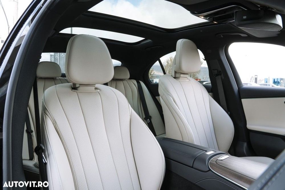 Mercedes-Benz E - 16