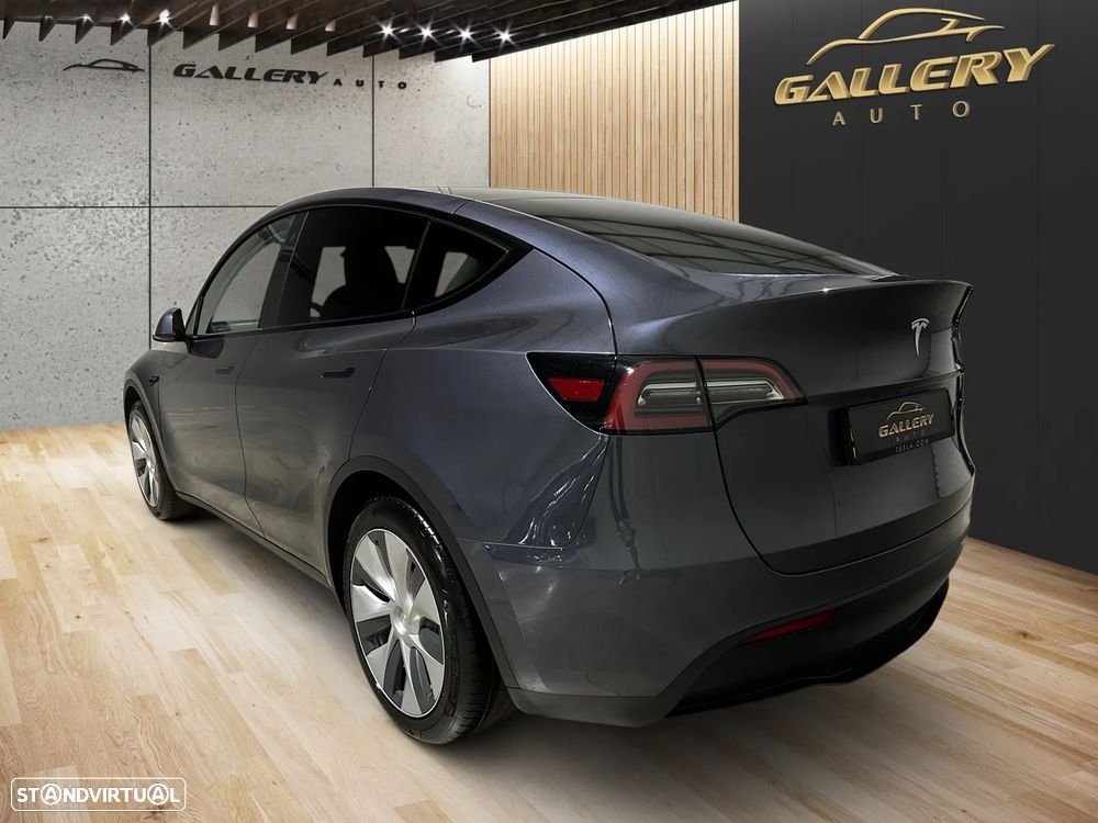 Tesla Model Y RWD - 5