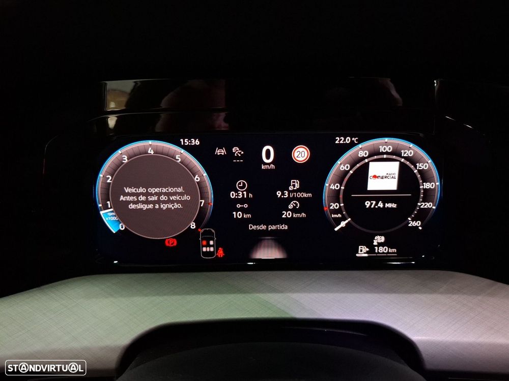 VW Golf 1.5 TSI Urban - 14