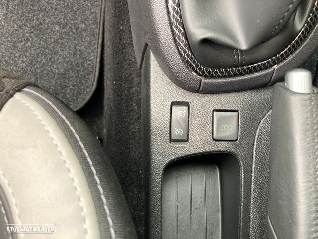 Renault Clio Sport Tourer (Energy) TCe 90 Bose Edition - 27