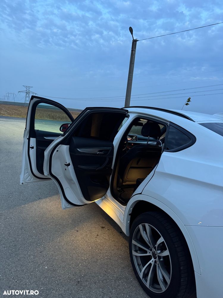 BMW X6 xDrive30d - 16