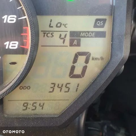 Yamaha R6 - 7